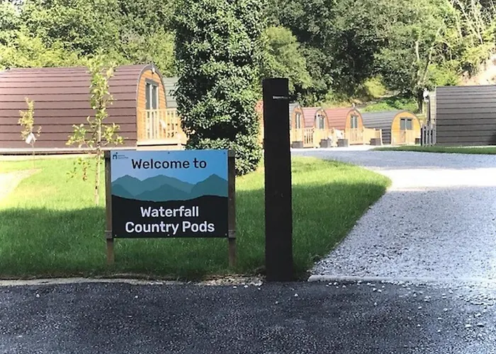 Waterfall Pod 5 Pet Friendly